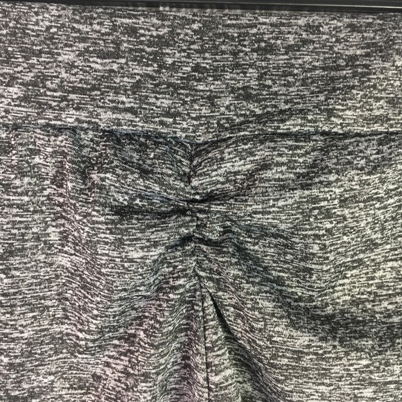 💜SOLD💜Flattering “Butt Scrunch” Marled Grey - Picture 8 of 8
